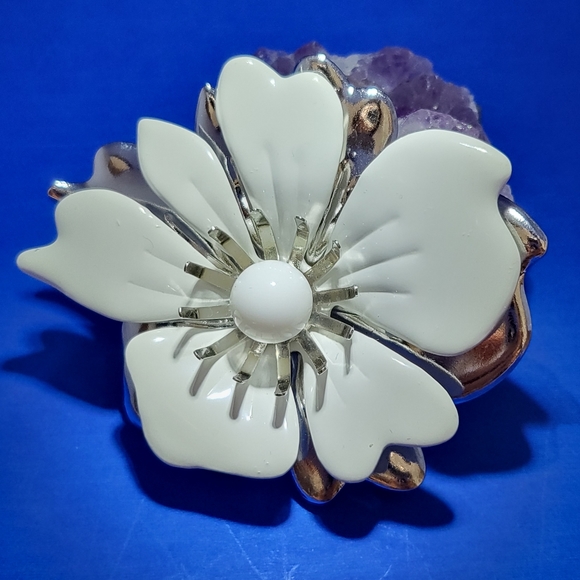 Vintage signed Sarah Coventry brooch - Picture 2 of 6